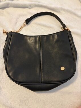 Modern + Chic Black Shoulder Bag Gold Chain Accent Purse